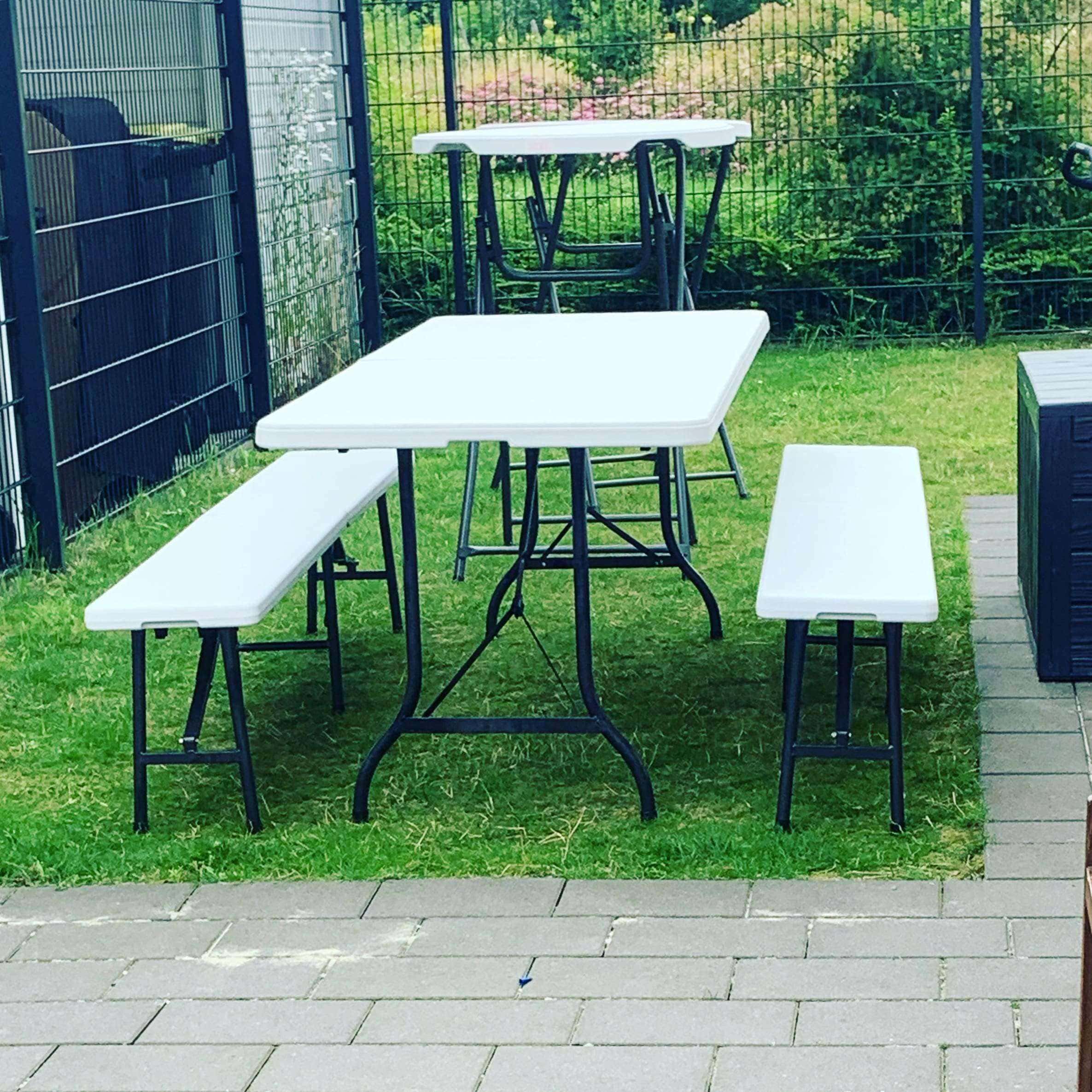 Aktion, Bierzeltgarnitur und Stehtisch weiß mieten